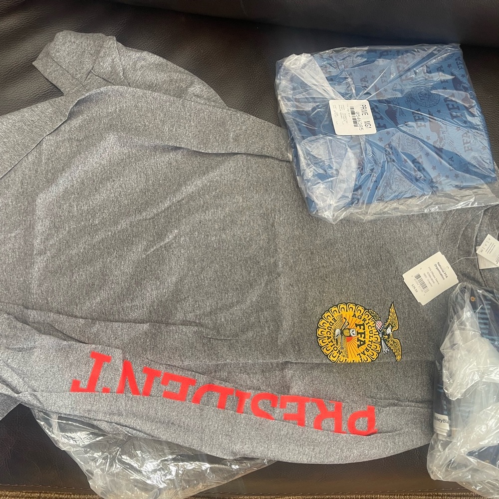 Size Small FFA President Long Sleeve T-Shirt w/ 3 yards FFA Fabric